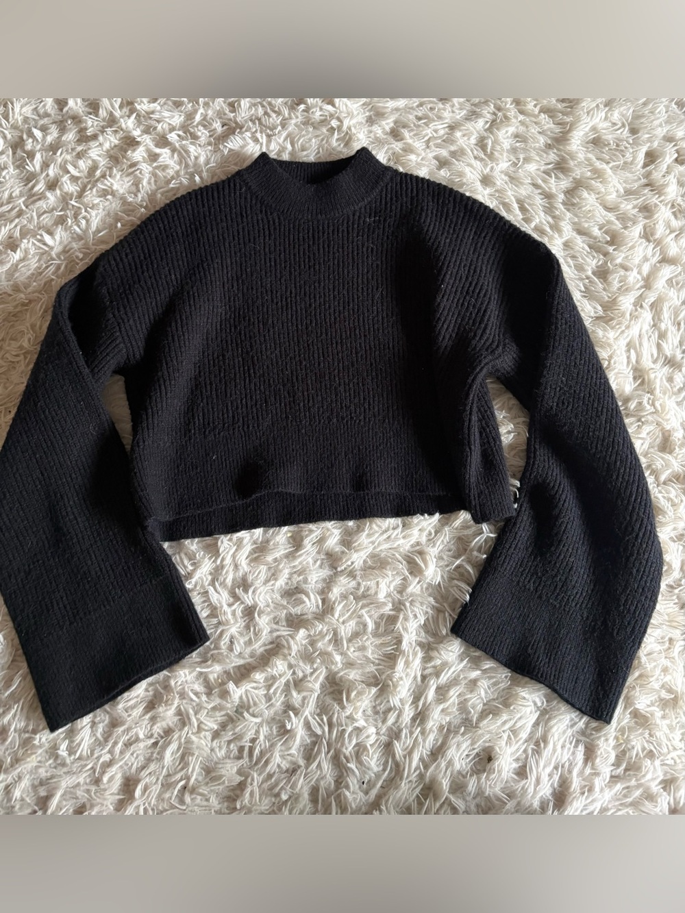 Cupshe Black Cropped Crewneck Sweater